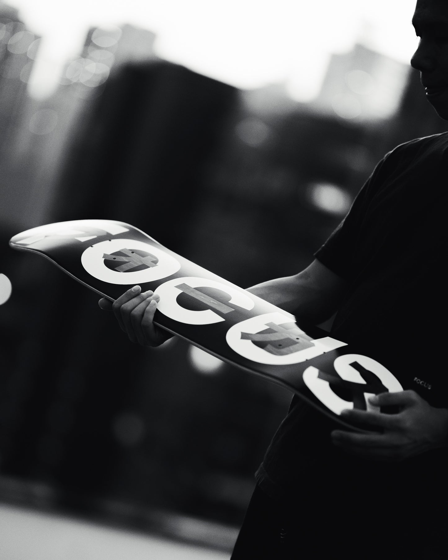 FOCUS "フォーカス" LOGO BOARD 8.0