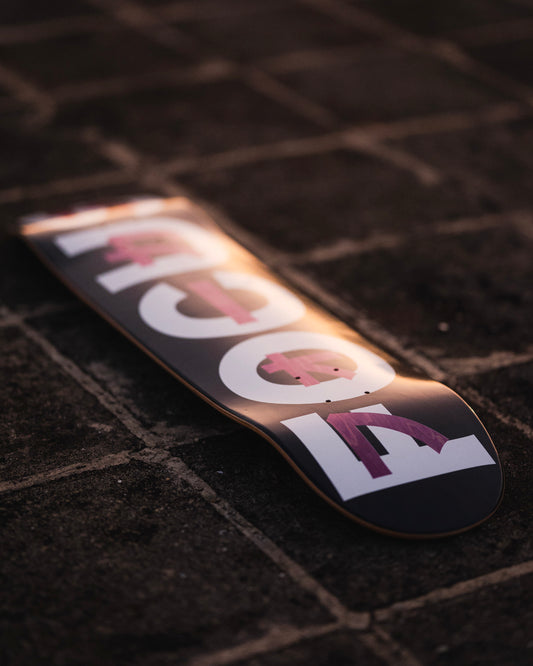 FOCUS "フォーカス" LOGO BOARD 8.0